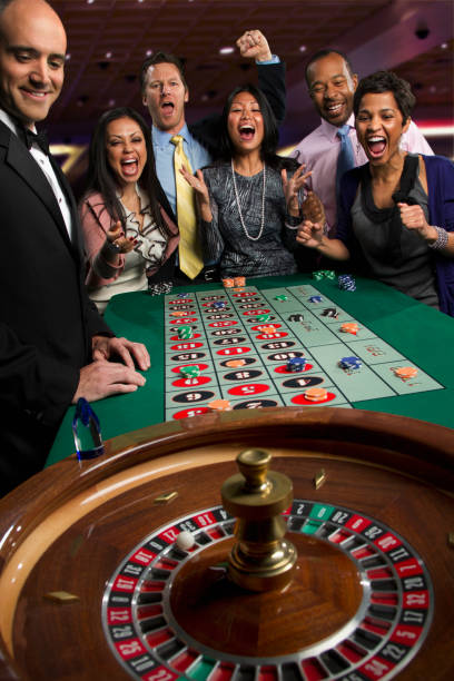 Live poker table interface on editoro mobile app